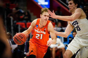 Marek Dolezaj scored 17 points, including 13 in the first half, to boost Syracuse to a win over No. 6 seed TCU.