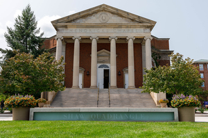 Hendricks Chapel hosted its “Music and Message” series on Sunday with a focused theme of “Beauty/Brokenness.”